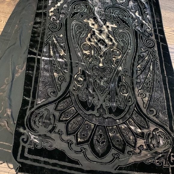 BLACK BOHO VELOUR SCARF🖤🕸️ - Picture 2 of 5
